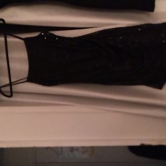 NWT black sequined dress size medium juniors Inspired Hearts ruched waist - Picture 1 of 4